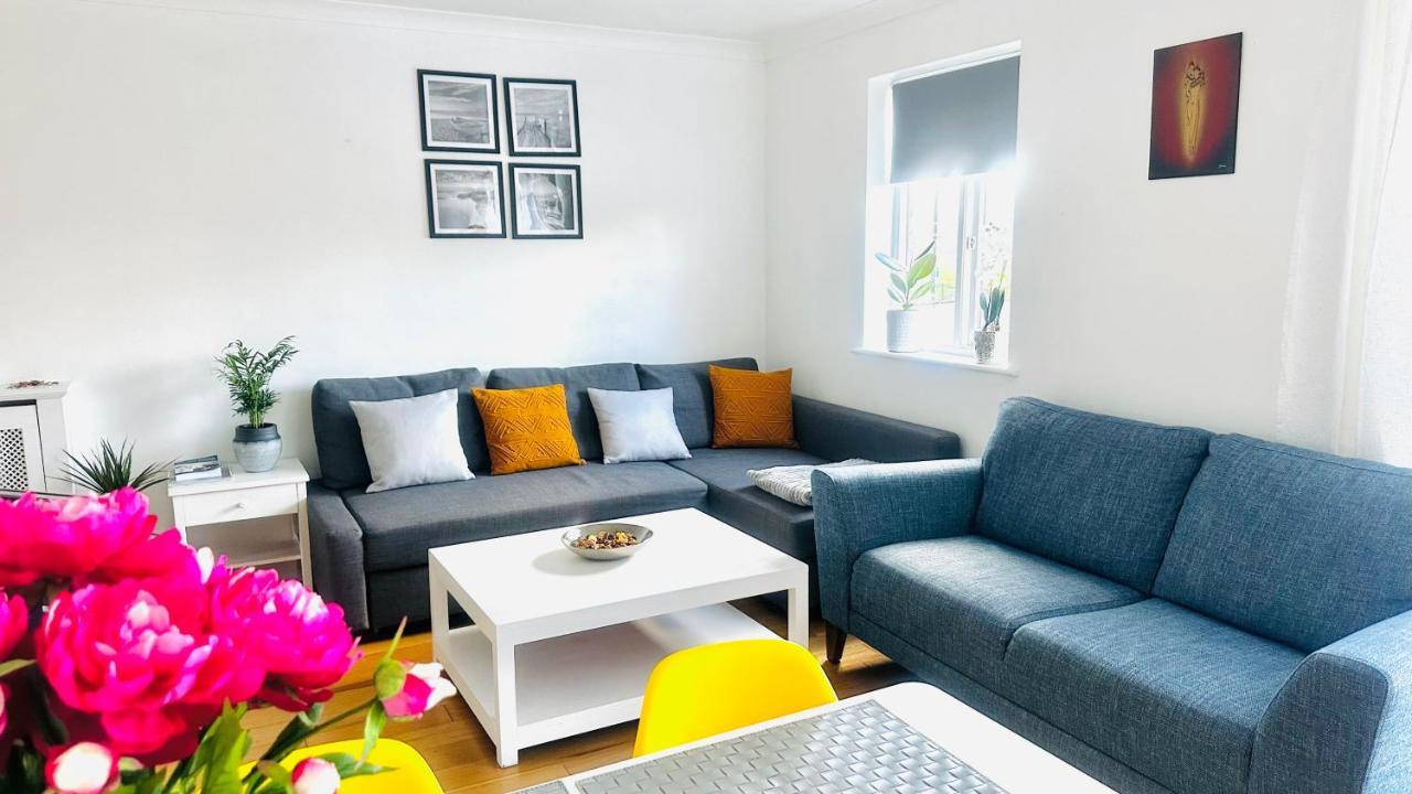 Amazing Location - City Of London- 2 Bedroom Stunning Canal View House With Private Garden,Parking & Balcony Exterior foto