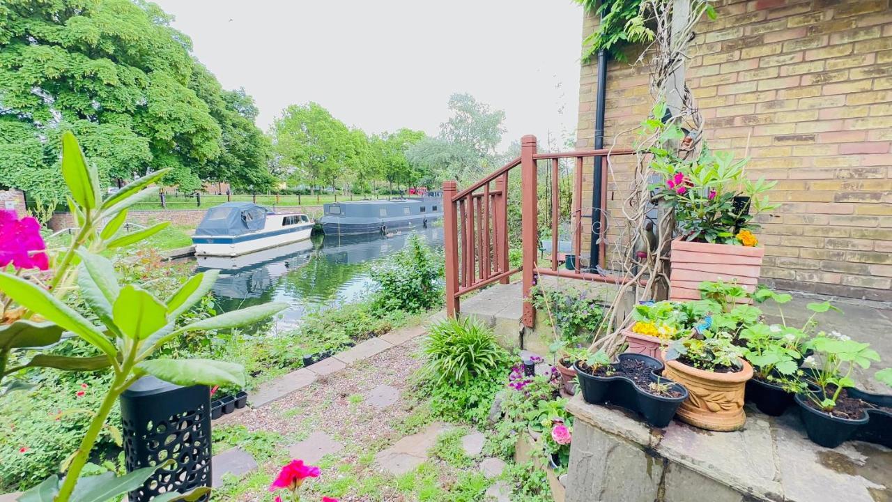 Amazing Location - City Of London- 2 Bedroom Stunning Canal View House With Private Garden,Parking & Balcony Exterior foto