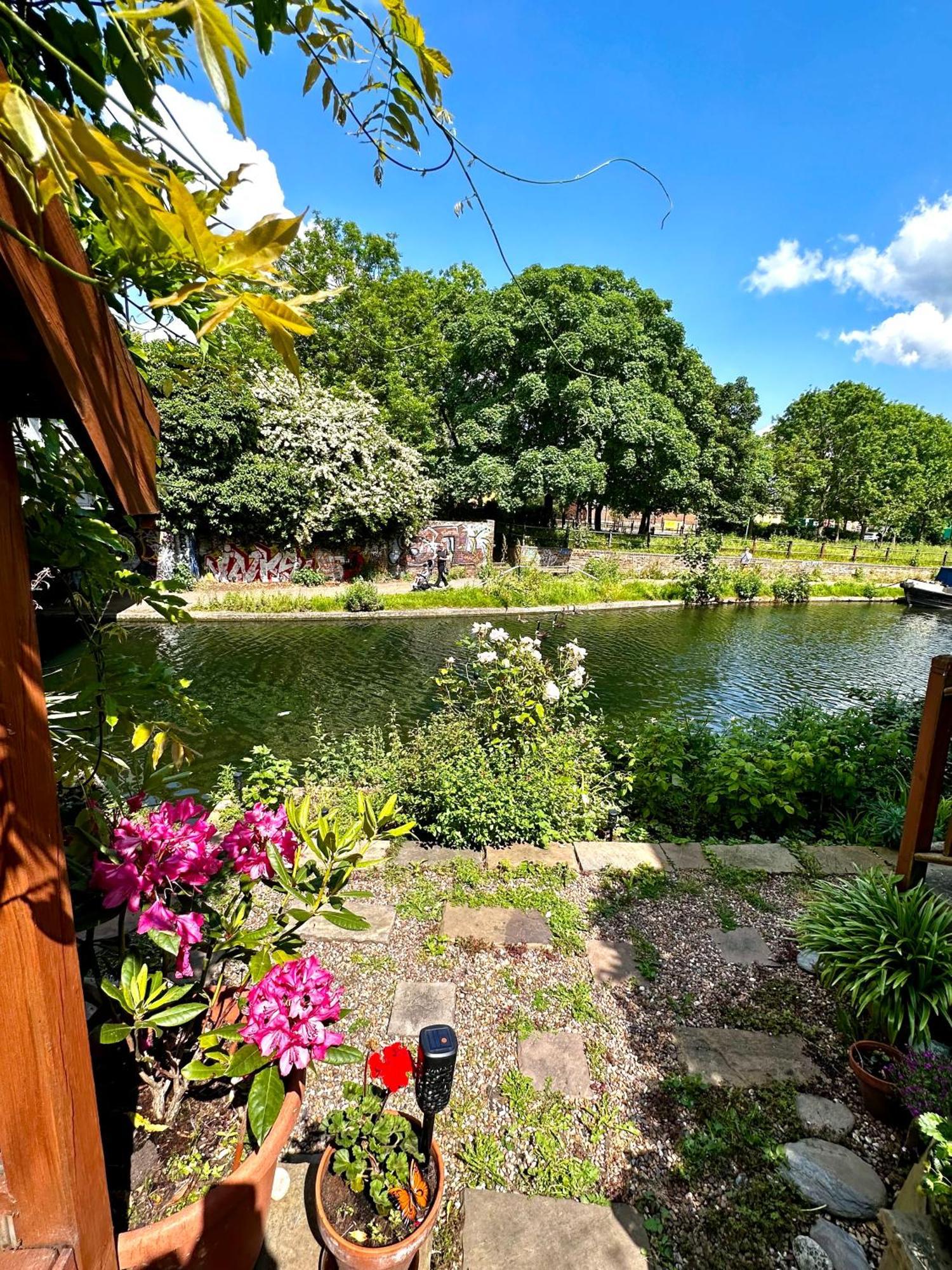 Amazing Location - City Of London- 2 Bedroom Stunning Canal View House With Private Garden,Parking & Balcony Exterior foto