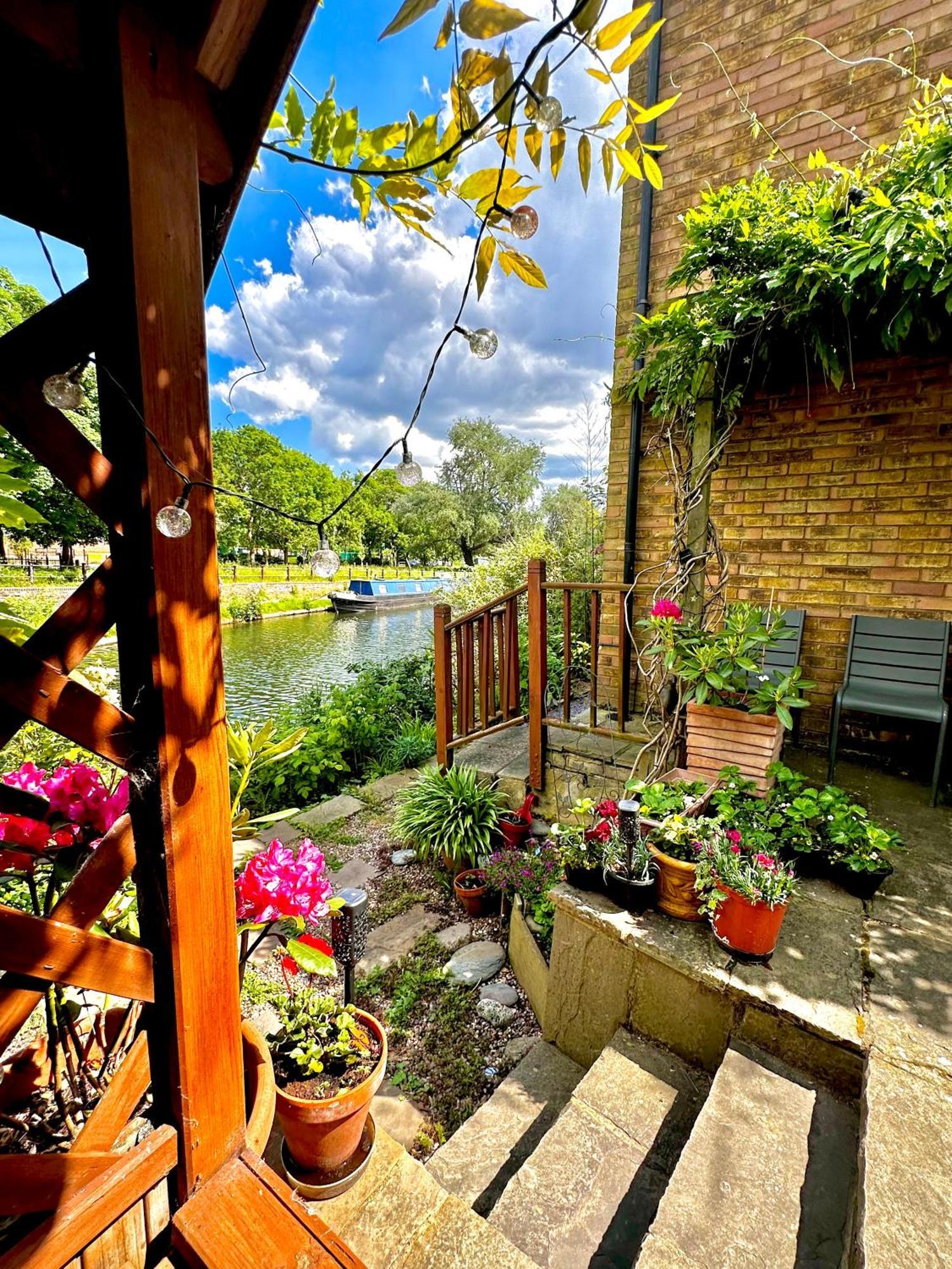 Amazing Location - City Of London- 2 Bedroom Stunning Canal View House With Private Garden,Parking & Balcony Exterior foto